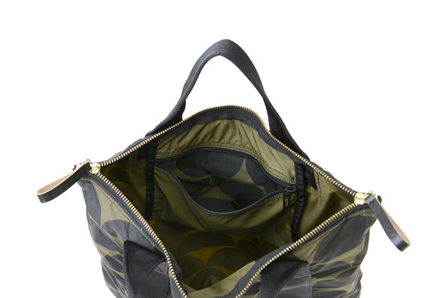 「2WAY TOTE BAG」(3萬5,000日圓)
