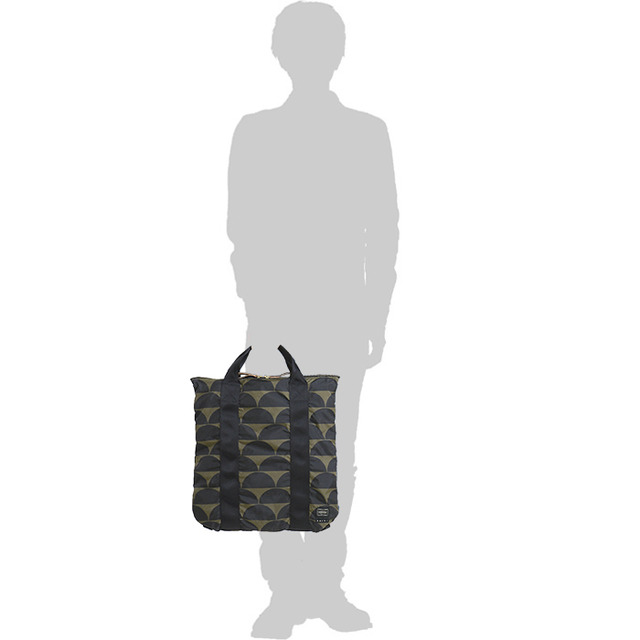 「2WAY TOTE BAG」(3萬5,000日圓)