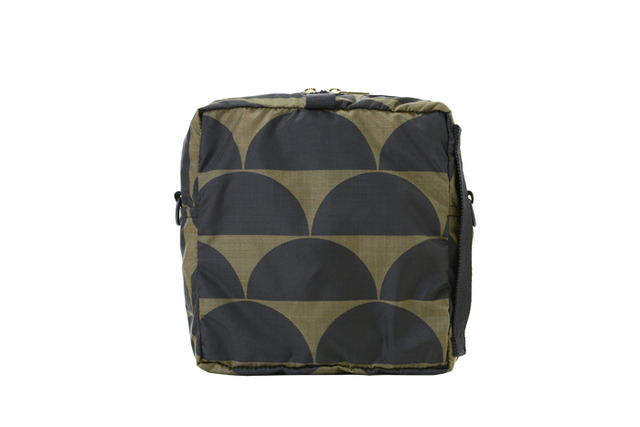 「3WAY LAUNDRY POUCH」(1萬8,000日圓)