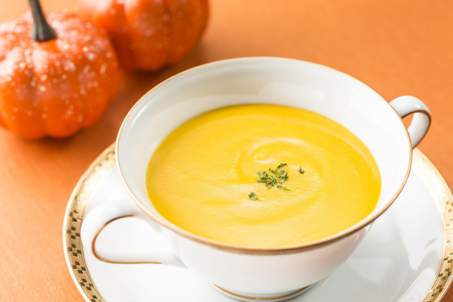 「南瓜法式濃湯」(700日圓)