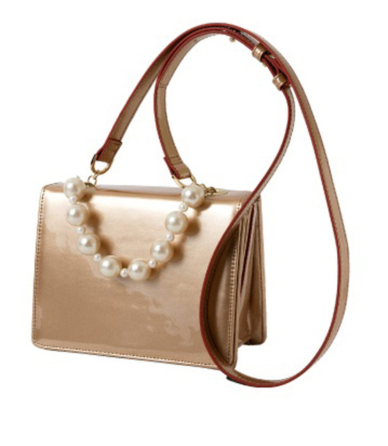 ファーファー(FURFUR)のショルダーバッグ(税込1万6,200円)