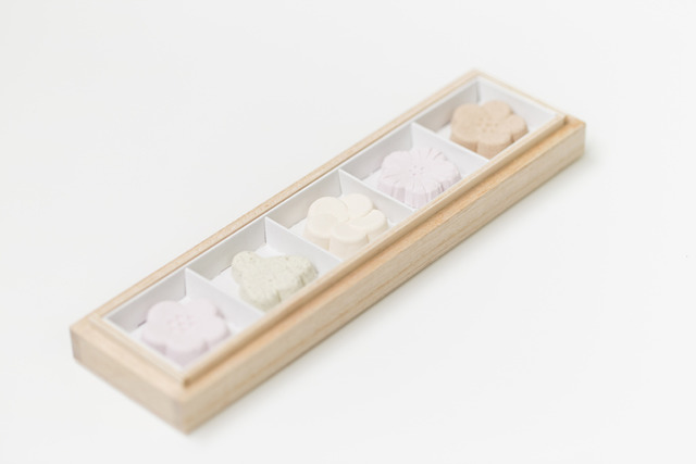 太宰府天滿宮的官方伴手禮「梅與鶯」