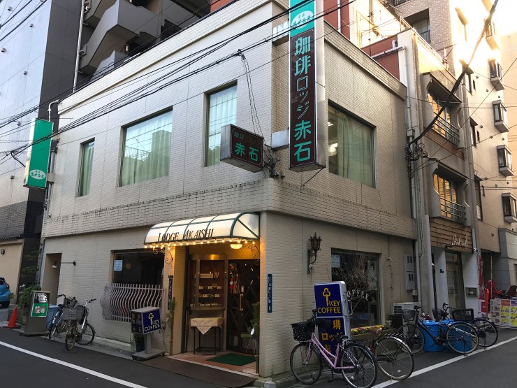 東京最美味的炸蝦三明治就在淺草的「LODGE AKAISHI (ロッジ赤石)」