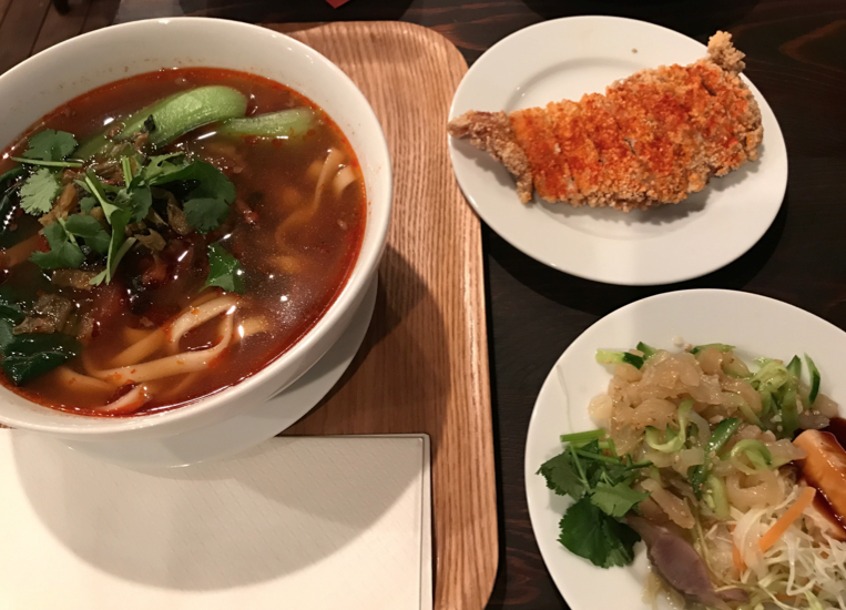 日本埼玉大宮的正忠台灣味餐廳---「台灣茶房」