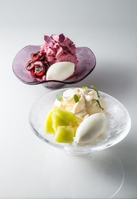 季節水果之 Glace Pilee 附蛋白霜冰淇淋(含稅864日圓)※表參道Hills限定