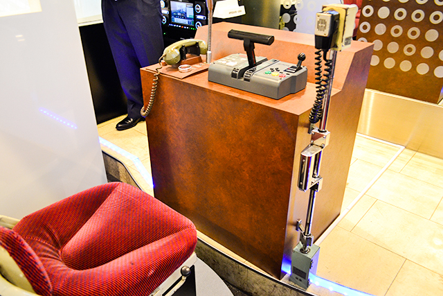 東京體驗京急電鐵卡拉OK包廂!連車掌的麥克風都是真的喔!