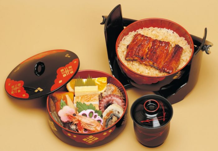 鰻割烹「伊豆榮」：鰻魚飯套餐