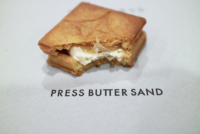 奶油焦糖夾心餅乾 / PRESS BUTTER SAND