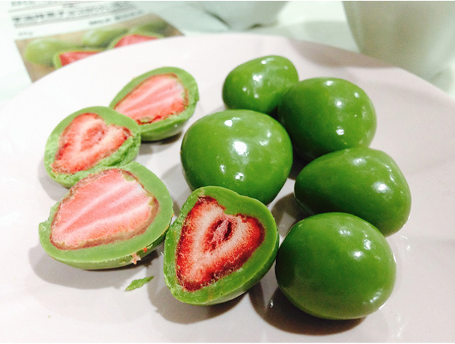 草莓抹茶巧克力球 / 無印良品