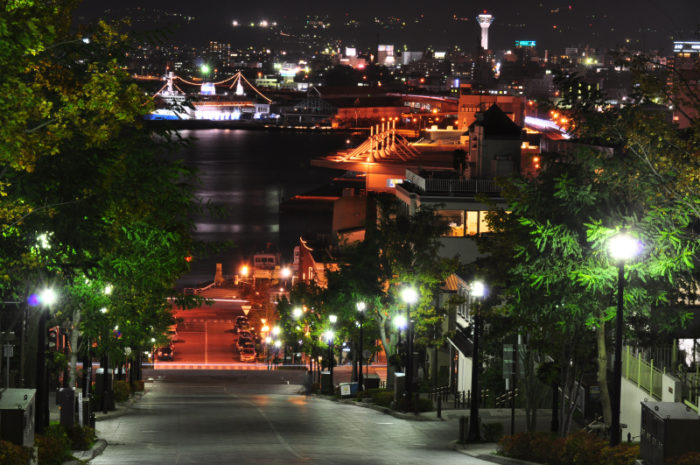 八幡坂夜景