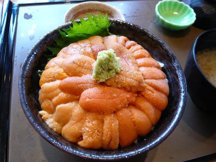 函館朝市美食大搜索!編輯部最推薦BEST10家嚴選餐廳・美味鱈場蟹・干貝・牡蠣吃不停