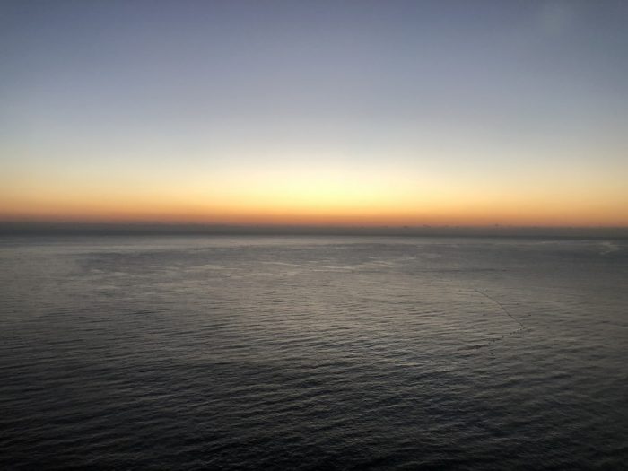 日本看日出伊東初日出號停車觀看日出點的海岸線景色
