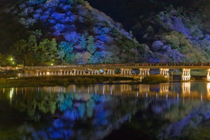 京都渡月橋 夜晚燈景