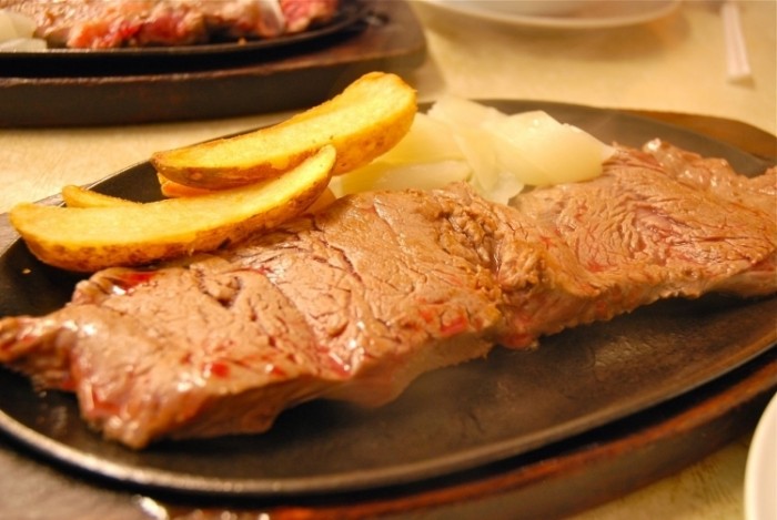 ジャッキー ステーキハウス(JACK'S STEAK HOUSE)