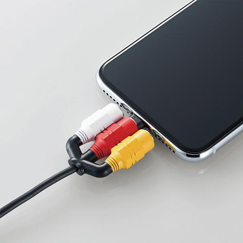 這次要接的不是插座也不是電視!日本幽默的手機線保護套介紹
