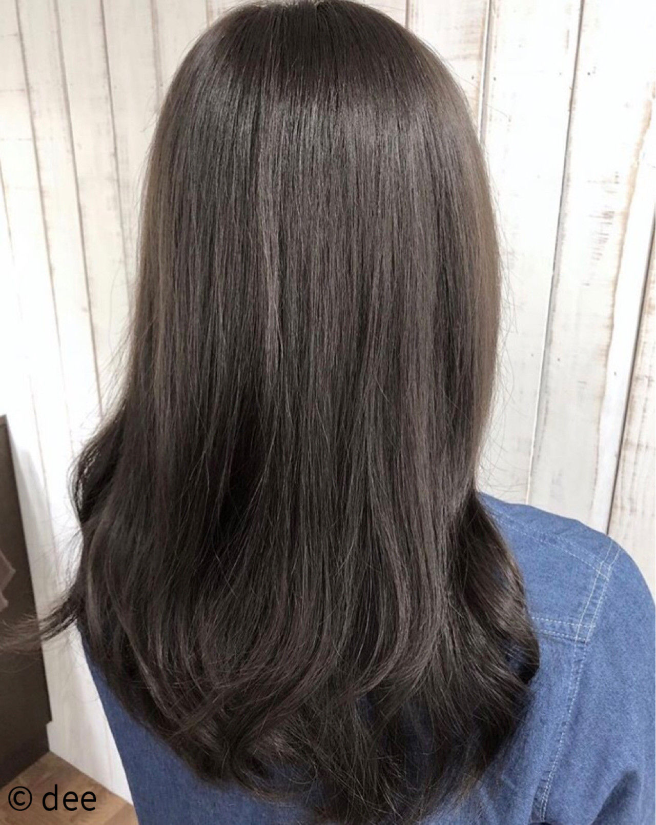 ロングでも抜け感で軽さを演出♪ dee