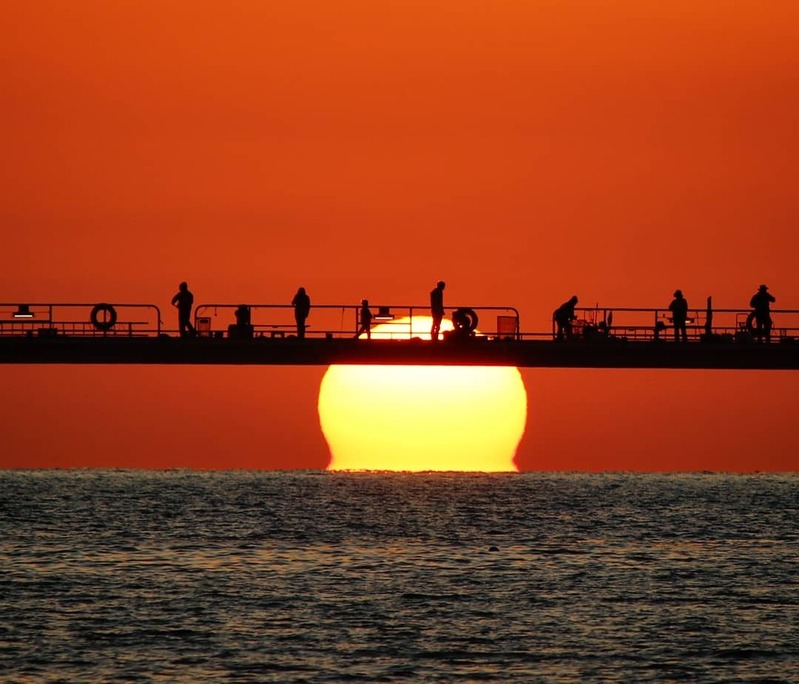 日本冬日限定絕景:「達摩夕陽」!古代傳說級別的畫面,給人幸福的稀有美景