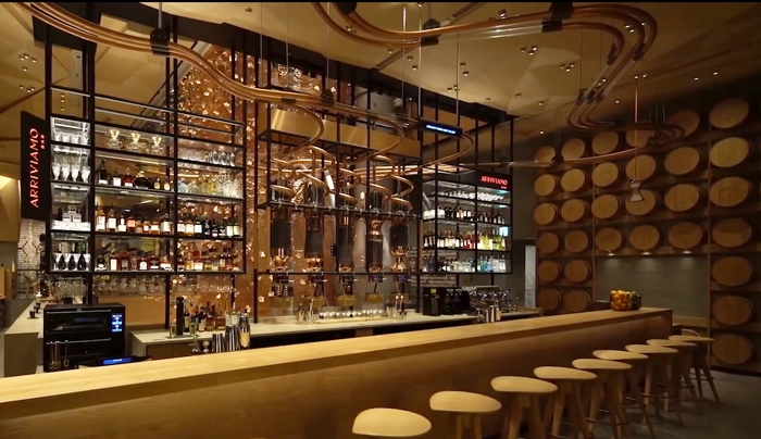 星巴克臻選®東京烘焙工坊 STARBUCKS RESERVE® ROASTERY TOKYO ARRIVIAMO BAR