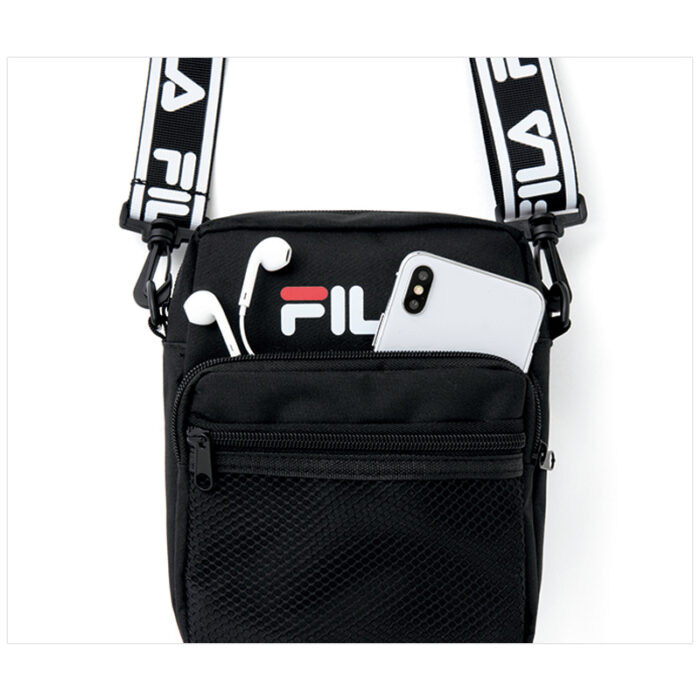 FILA LOGO肩背小包收納口袋