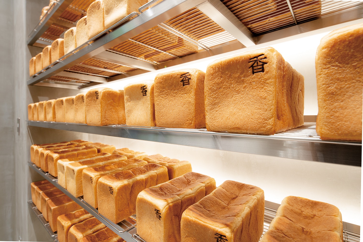 日本極品吐司「俺のBakery 我的烘焙坊」攻佔北千住 前日預約到店快速取