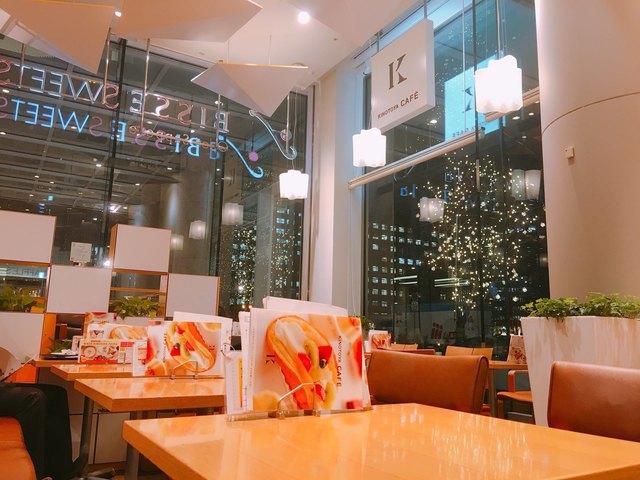 札幌 KINOTOYA Cafe店內裝潢
