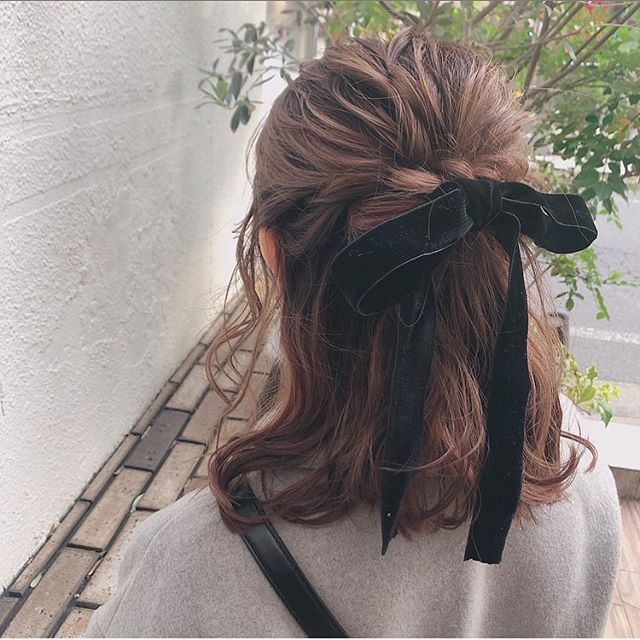 公主頭鮑伯造型：用緞帶蝴蝶結裝飾