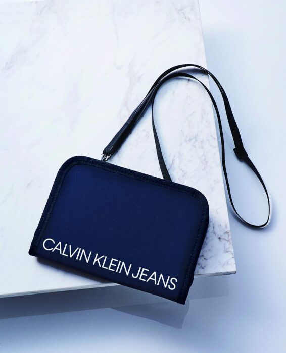 CALVIN KLEIN JEANS 多功能收納包