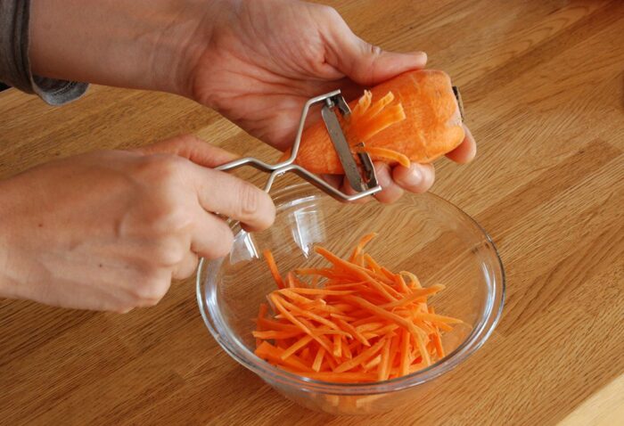 削蘿蔔絲