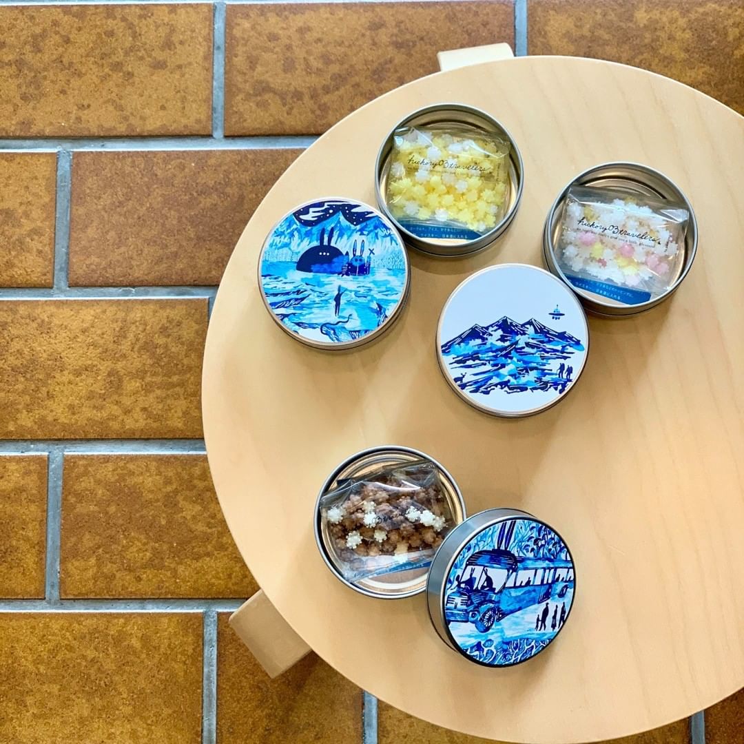 七彩繽紛的夢幻甜點!日本零食浮星×插畫家聯名款介紹