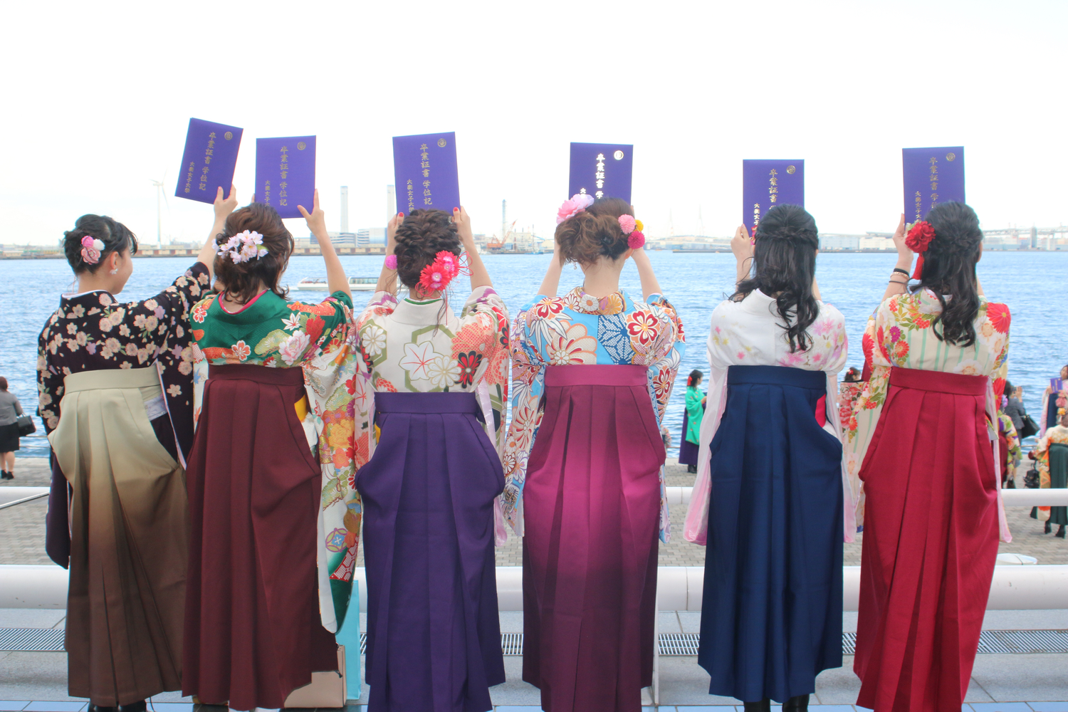 日本文化大不同 日本女生畢業典禮的重頭戲 不穿學士服而是穿「袴」!