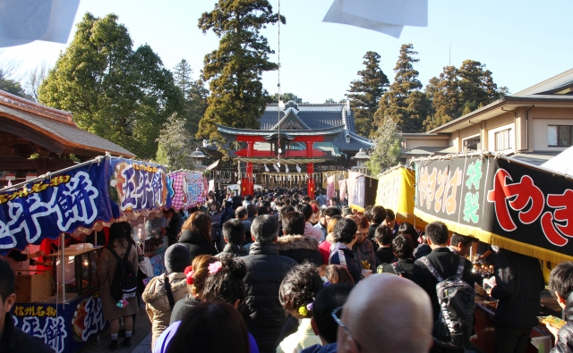 千萬別跟人借那枚五元!日本新年初詣參拜的禁忌與禮節你曉得嗎?