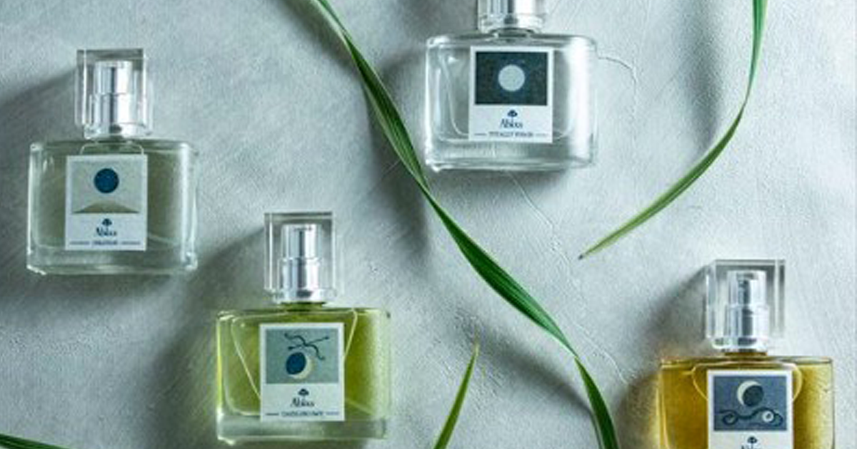 日本月相香水 MOON EAU COLLECTION 新月與滿月的味道是如何呢?