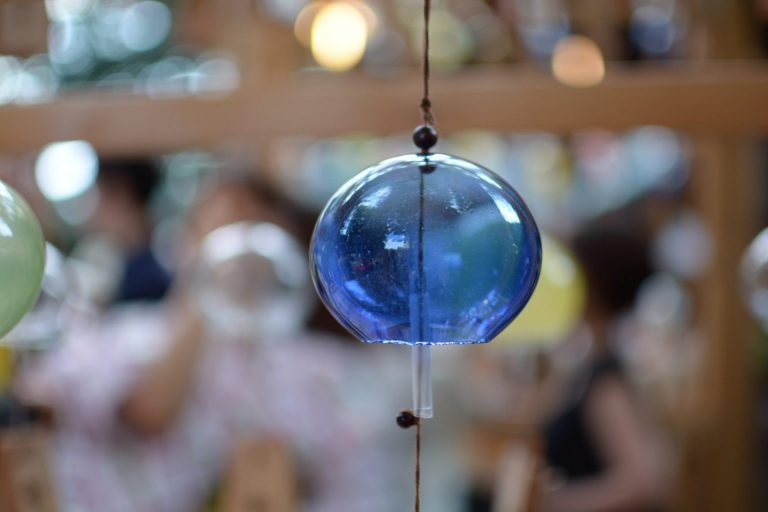 為什麼日本夏天要掛風鈴?來認識日本風鈴習俗與日本最大的川崎大師風鈴市