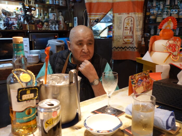 五條通裡的浪漫昭和:在三十年老酒吧「藤」裡品嚐喔豆桑的家鄉味8