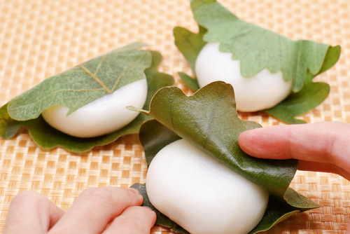 Kashiwa,Mochi,Is,A,Japanese,Confectionery,Made,Of,Rice,Cakes