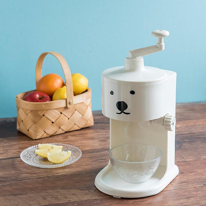 圖四:日本札幌圓山動物園白熊製冰機組裝容易、操作簡單,可製作綿密的雪花冰或光滑的刨冰|誠品書店