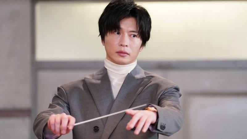 日本最忙碌演員田中圭扮演日劇《逆轉交響樂團》的帥氣指揮家!從萬年綠葉到領銜主演跌宕起伏的演藝人生