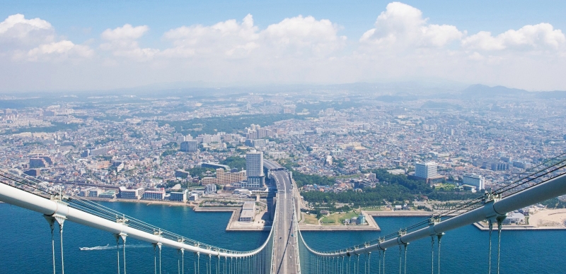 ​​欣賞神戶療癒海景：明石海峽大橋震撼登頂體驗・周邊觀海景點、最美咖啡店全收錄