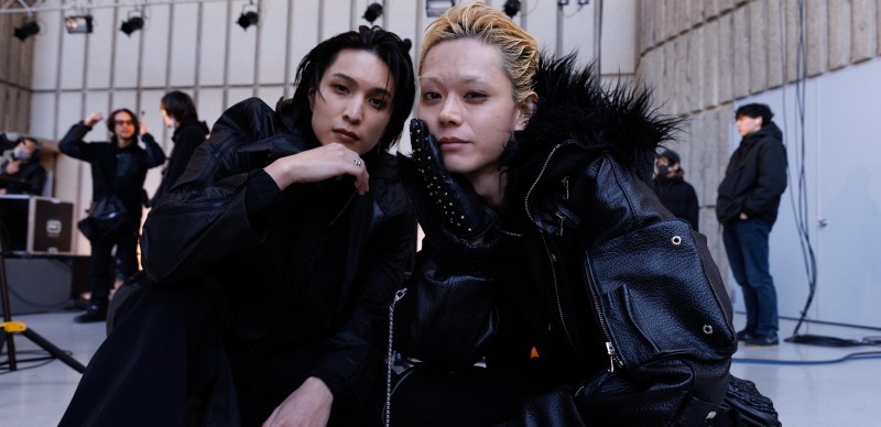 Netflix《玻璃之心》菅田將暉的搭檔是誰？來認識演歌雙棲的星二代 REINI！