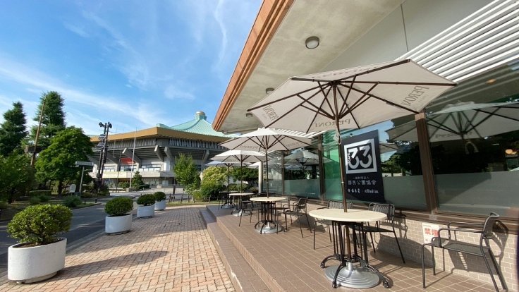 北之丸公園中的森林咖啡廳「CAFÉ 33」新開幕!千鳥之淵賞櫻、日本武道館演唱會最強補給站