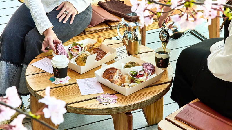 中目黑星巴克2026 年賞櫻套餐開放預約，想在櫻花搖滾區第一排優雅賞花喝咖啡的人快卡位