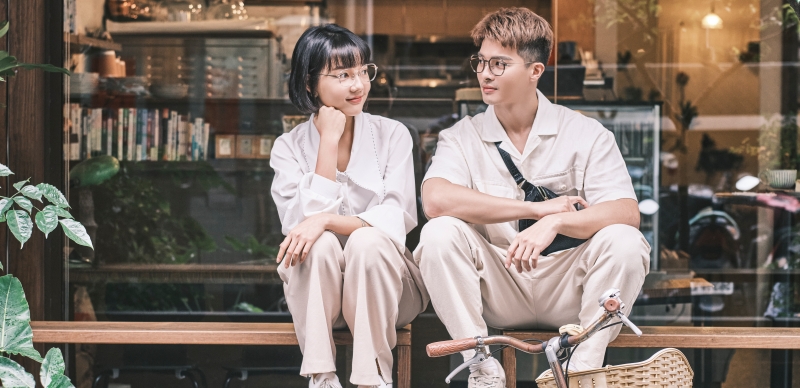 JINS春夏新品連發 「RELIFE」＆「日本製」眼鏡接力登場 80s經典元素回歸打造復古風格新時尚