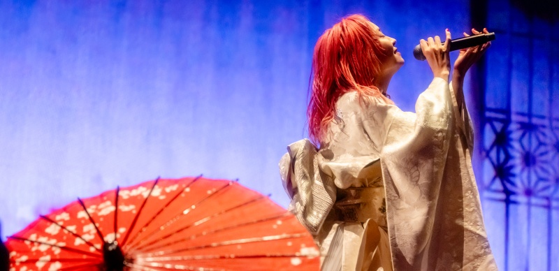 【現場報導】LiSA 睽違六年演唱會熱力嗨翻台北！展現誠意中文獻唱〈天黑黑〉，與粉絲相約下次攻蛋