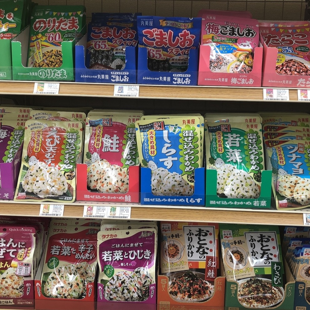 不知道要吃啥就撒點日式香鬆「ふりかけ」吧！口味眾多又萬能的ふりかけ介紹
