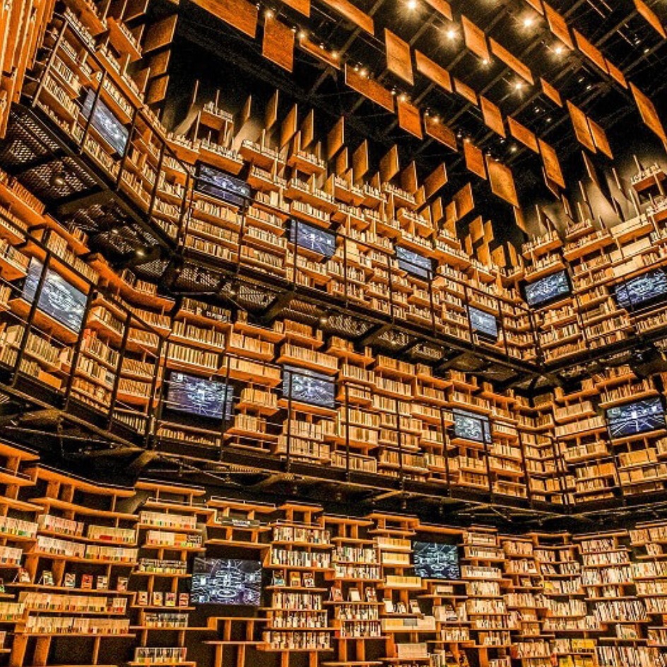 日本六大特色圖書館推薦！來一趟和風的文藝之旅吧