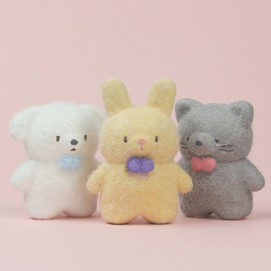 「ふわふわたっとん」毛絨療癒可站立娃娃,化身造型便條紙與植絨公仔,文具控與公仔控不容錯過!