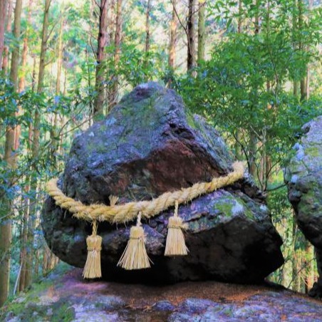 高知縣「晃晃石」不晃了!日本考生名勝景點遭大學生惡意破壞判決出爐