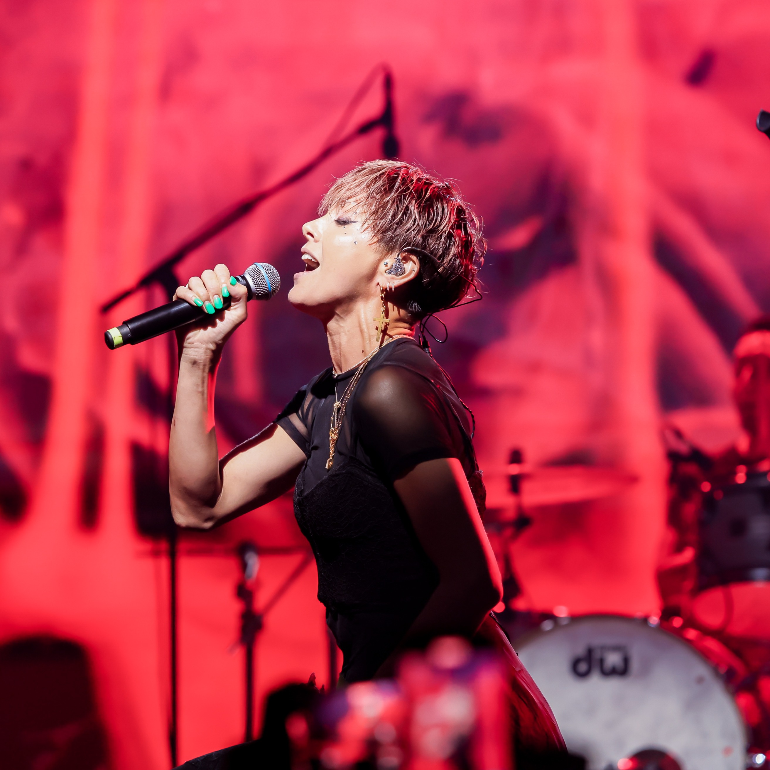 土屋安娜睽違六年重返台北！攜手新樂團帶來華麗搖滾盛宴，有望重現《NANA》經典場面