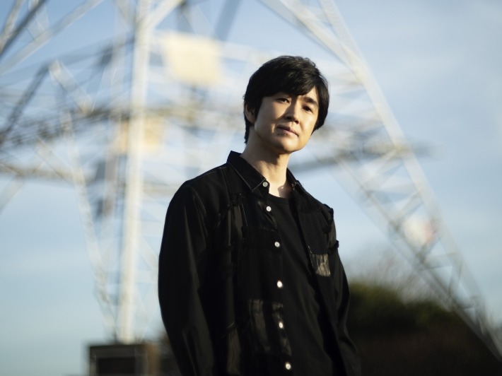 Jpop神曲〈粉雪〉〈3月9日〉原唱藤卷亮太將於5月24日在Legacy Taipei首度以個人身份開唱