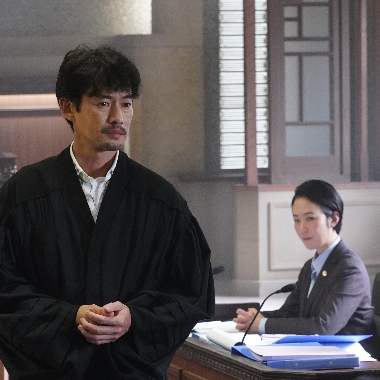 竹野內豐X黑木華《鴉色刑事組電影版》鬥嘴組合回歸大螢幕 重量級卡司參戰 5月17日開庭！